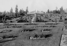 History of Spokane's Manito Park zoo